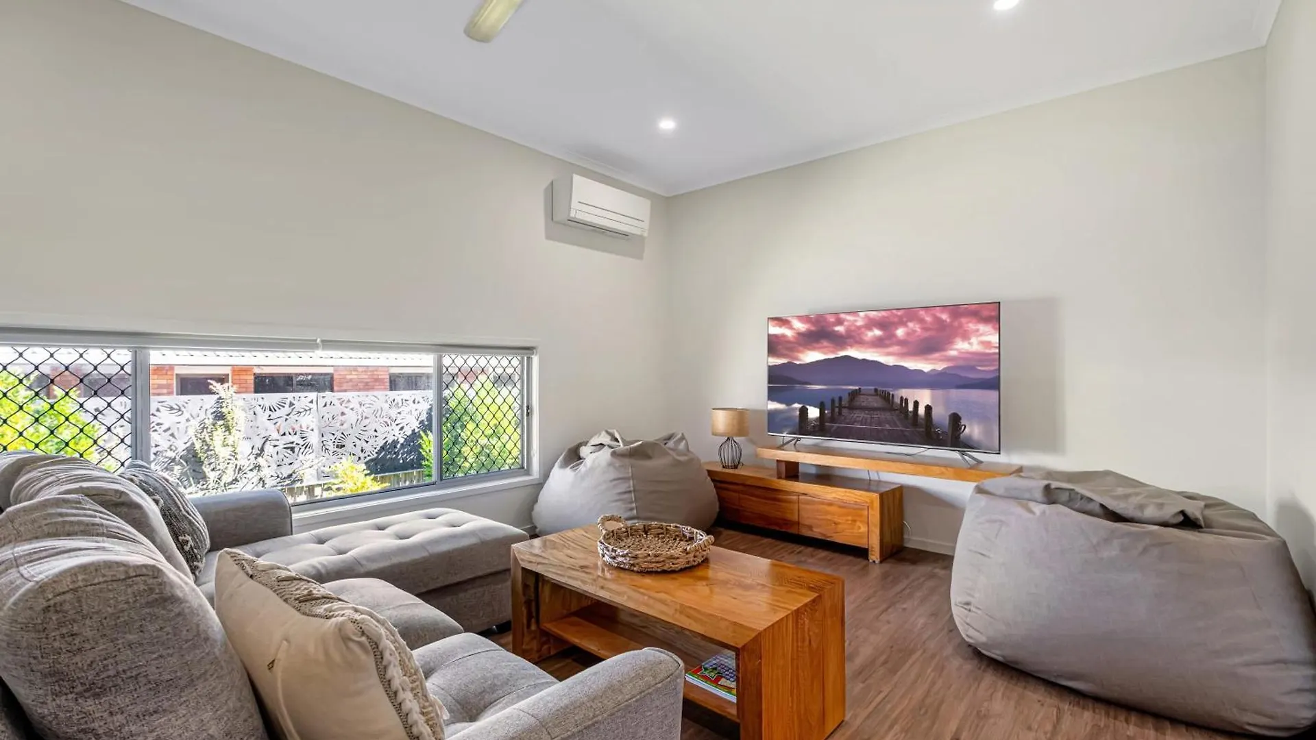Σπίτι διακοπών Contemporary Home In The Heart Of Mudjimba